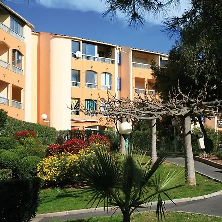 Lagrange Classic Le Lagon Bleu * Fréjus
